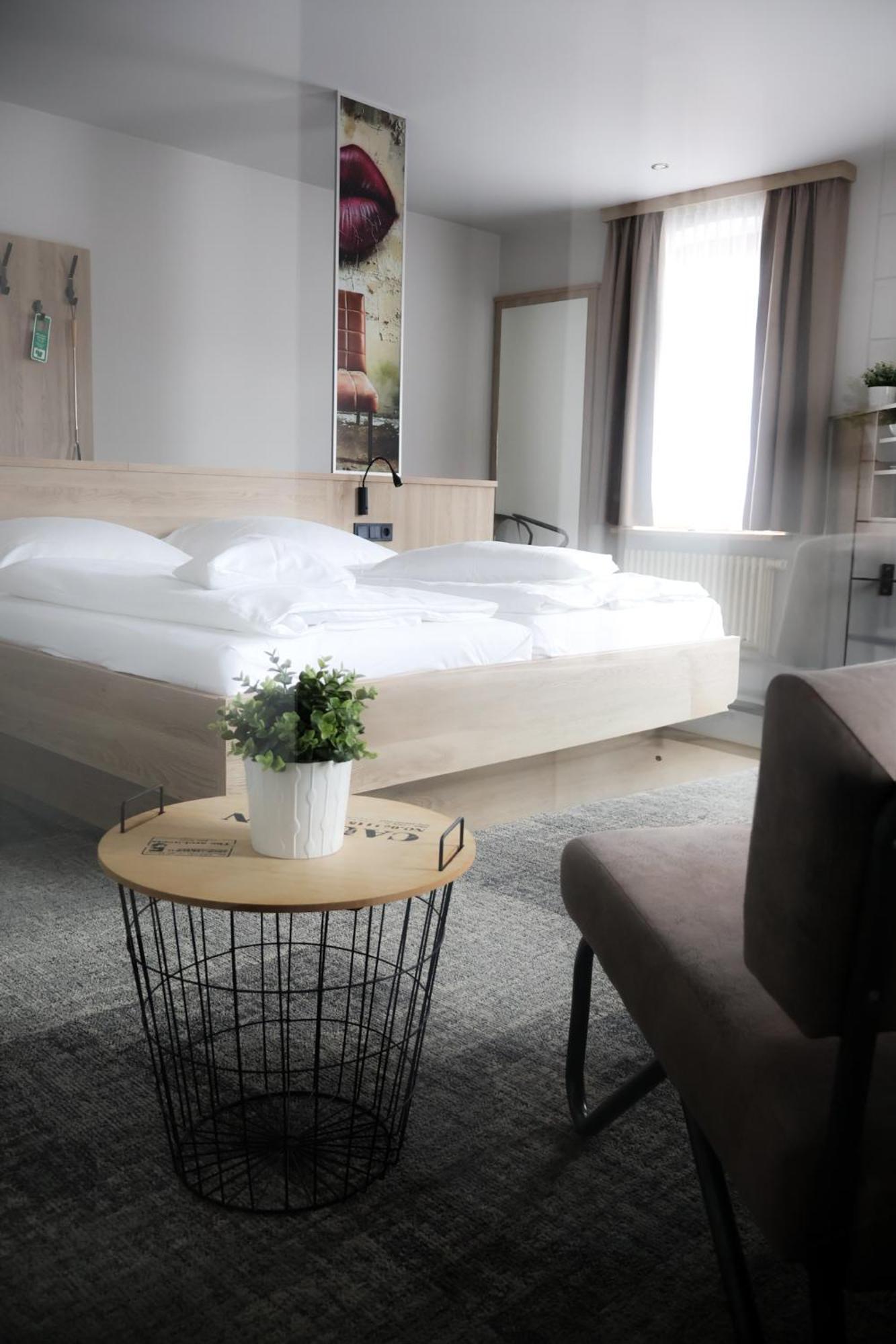 Alexxanders Hotel & Boardinghouse, Restaurant Chemnitz Room photo