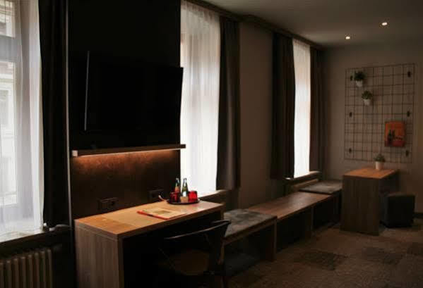 Alexxanders Hotel & Boardinghouse, Restaurant Chemnitz Exterior photo